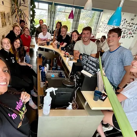 بيت شباب شباب بيرغن مونتانا *