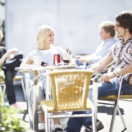 شباب بيرغن مونتانا بيت شباب برغن