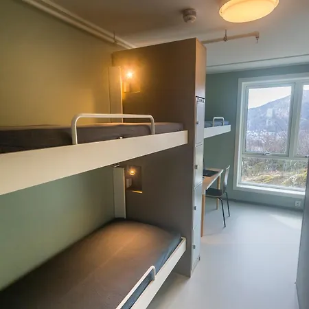 Auberge de jeunesse Montana *